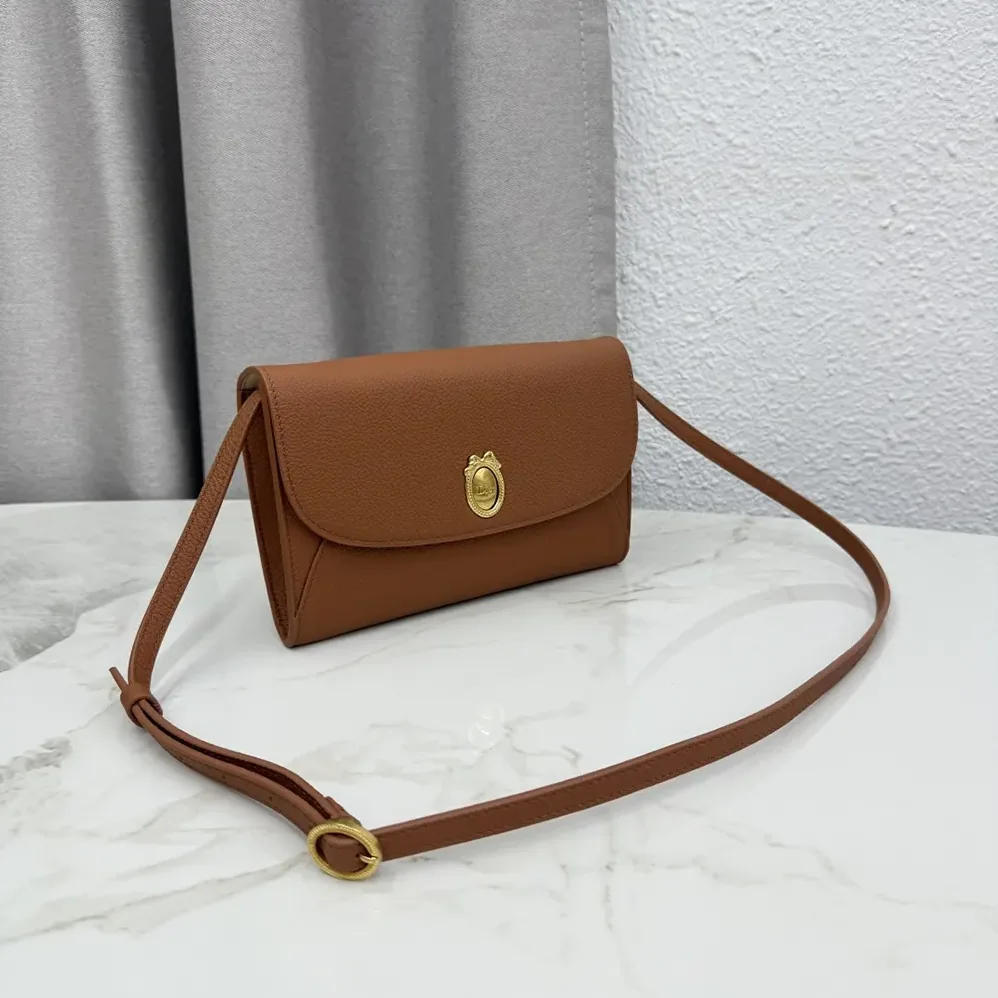Dior Médaillon Envelope Pouch with Strap Marron Bobby and Lingerie Pink Grained Calfskin for Women Dior Médaillon Envelope Pouch with Strap Marron Bobby and Lingerie Pink Grained Calfskin for Women
