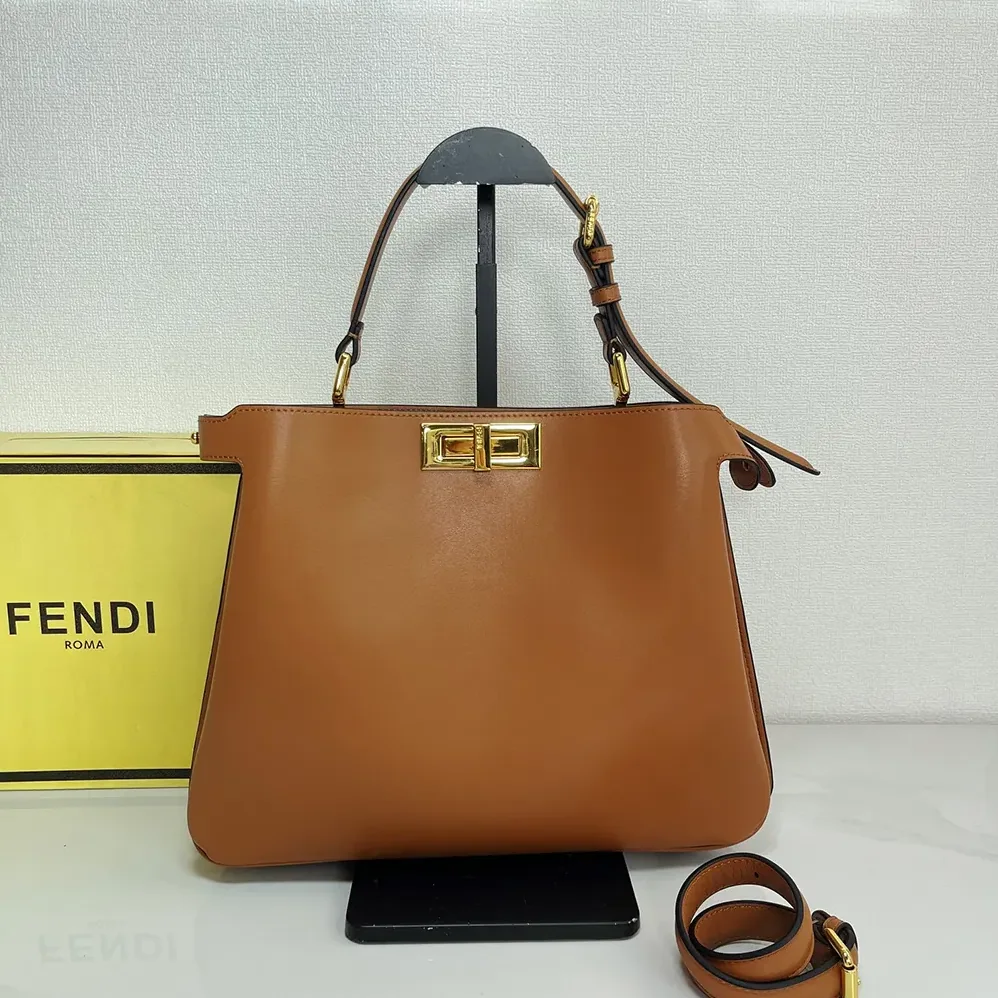 Fendi Peekaboo Soft Medium Cappuccino for Women in colored Leather Bag Fendi Peekaboo Soft Medium Cappuccino for Women in colored Leather Bag