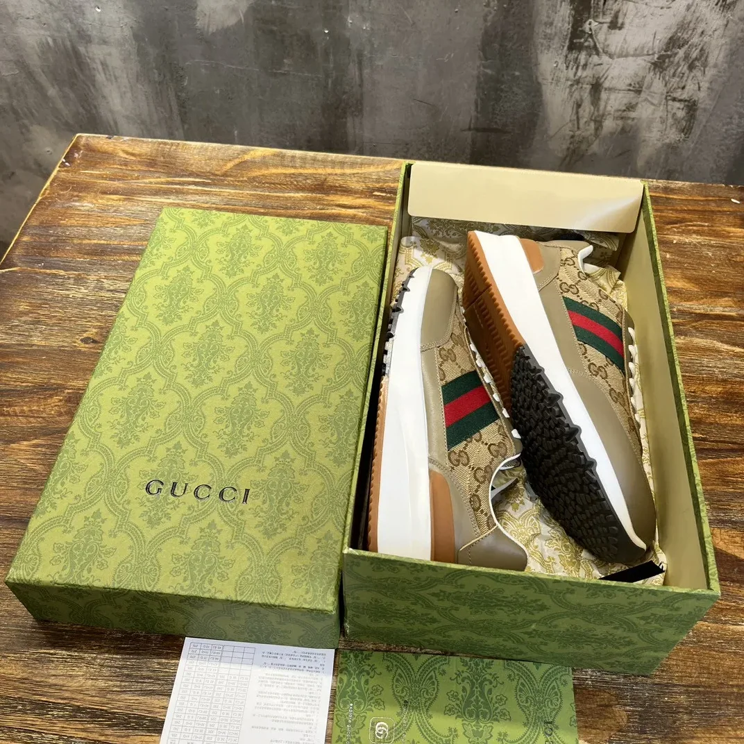 Gucci Sneaker With Web Beige Gucci Sneaker With Web Beige