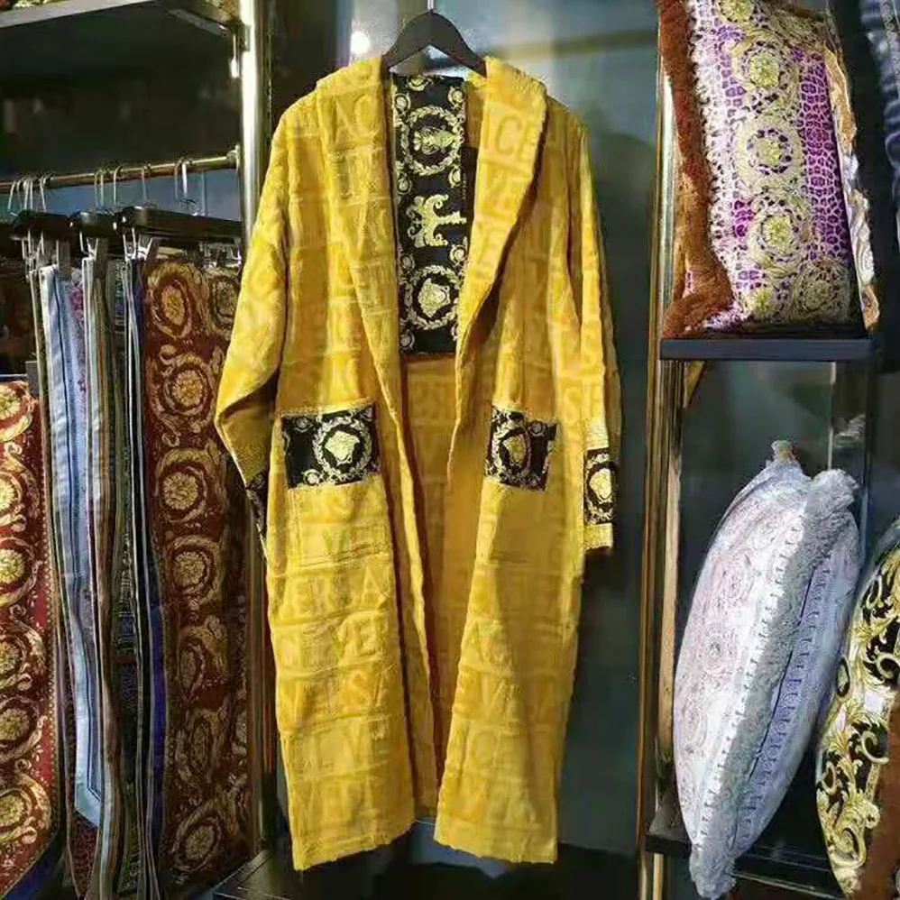 Versace I Baroque Bathrobe for Women in Yellow Versace I Baroque Bathrobe for Women in Yellow