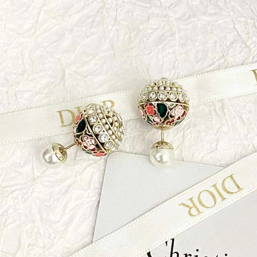 Dior 30 Tribales Earrings Gold for Women in Finish Metal Dior 30 Tribales Earrings Gold for Women in Finish Metal
