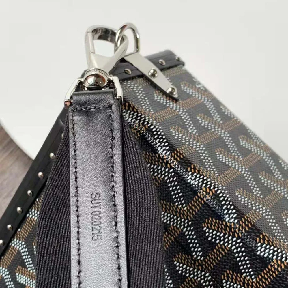 Goyard Cassette Trunk Bag in Goyardine Canvas & Clamecy Cowhide for Women in Black