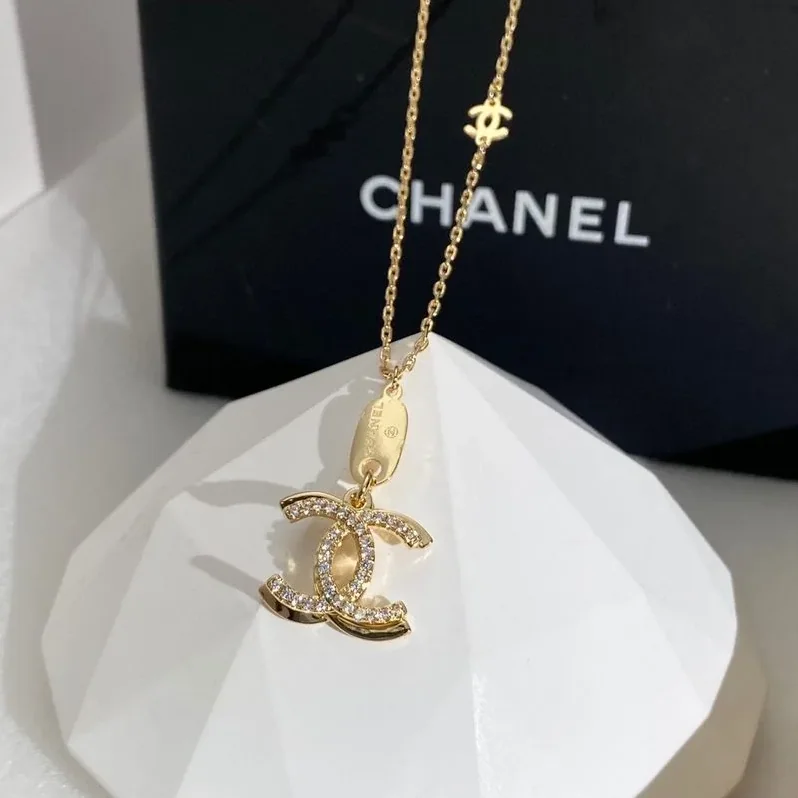 Double C Necklace Gold Double C Necklace Gold