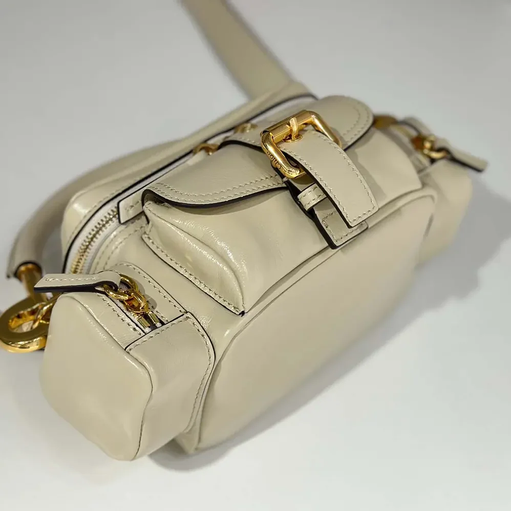 Chloe Small Camera Bag in Shiny Leather for Women in Beige