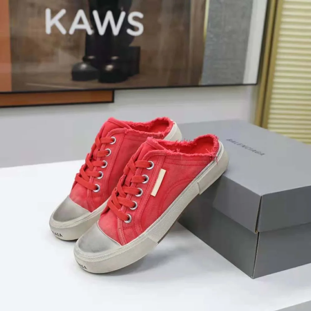 Balenciaga Paris Sneaker Mule in Red Destroyed Cotton and White Rubber for Unisex Balenciaga Paris Sneaker Mule in Red Destroyed Cotton and White Rubber for Unisex
