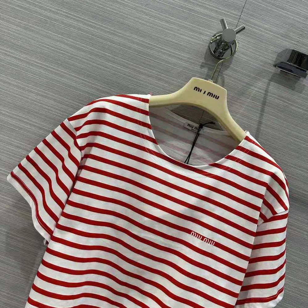 Miu Miu Cotton T-shirt with Printed Logo for Women in Red Miu Miu Cotton T-shirt with Printed Logo for Women in Red