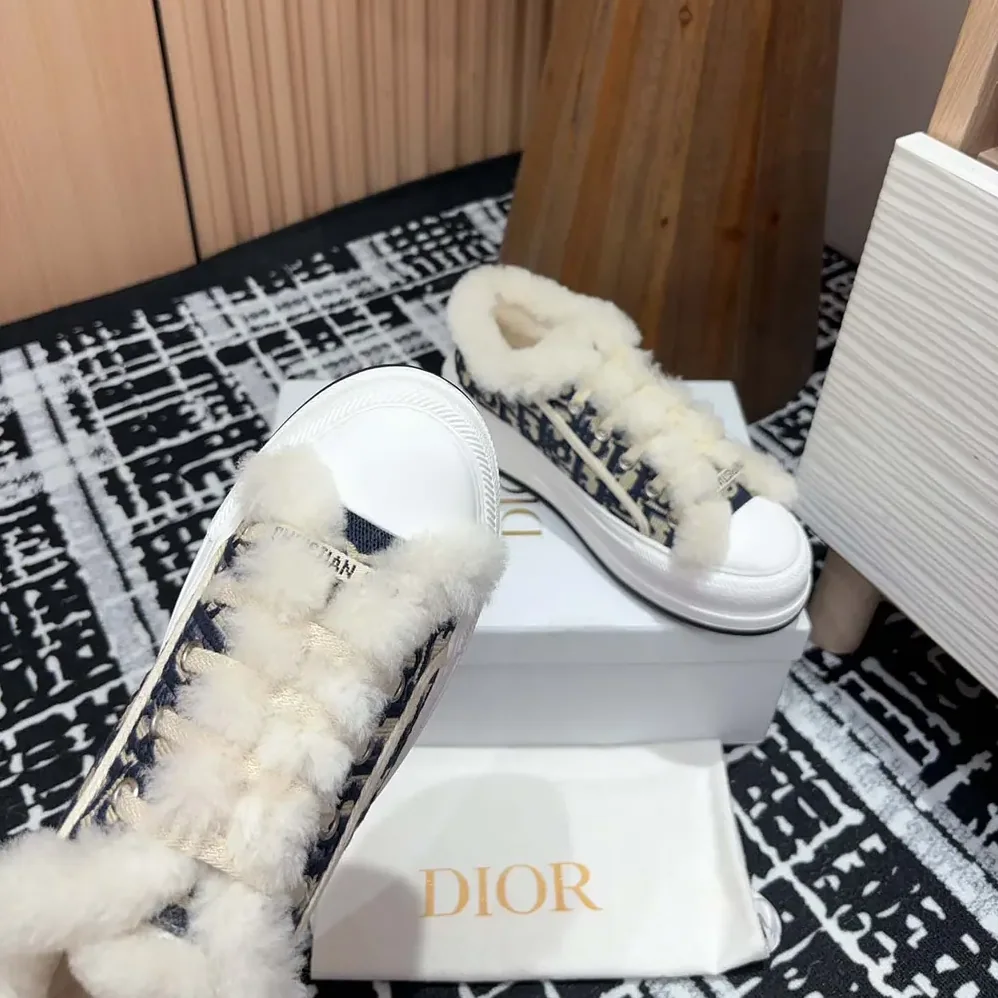 Dior Walk'n'Dior Platform Sneaker Deep Blue Dior Oblique Embroidered Cotton for Women