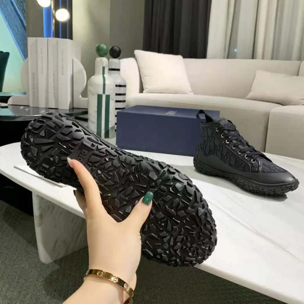 Dior B28 High-top Sneaker Black Dior Oblique Jacquard and Rubber for Unisex Dior B28 High-top Sneaker Black Dior Oblique Jacquard and Rubber for Unisex