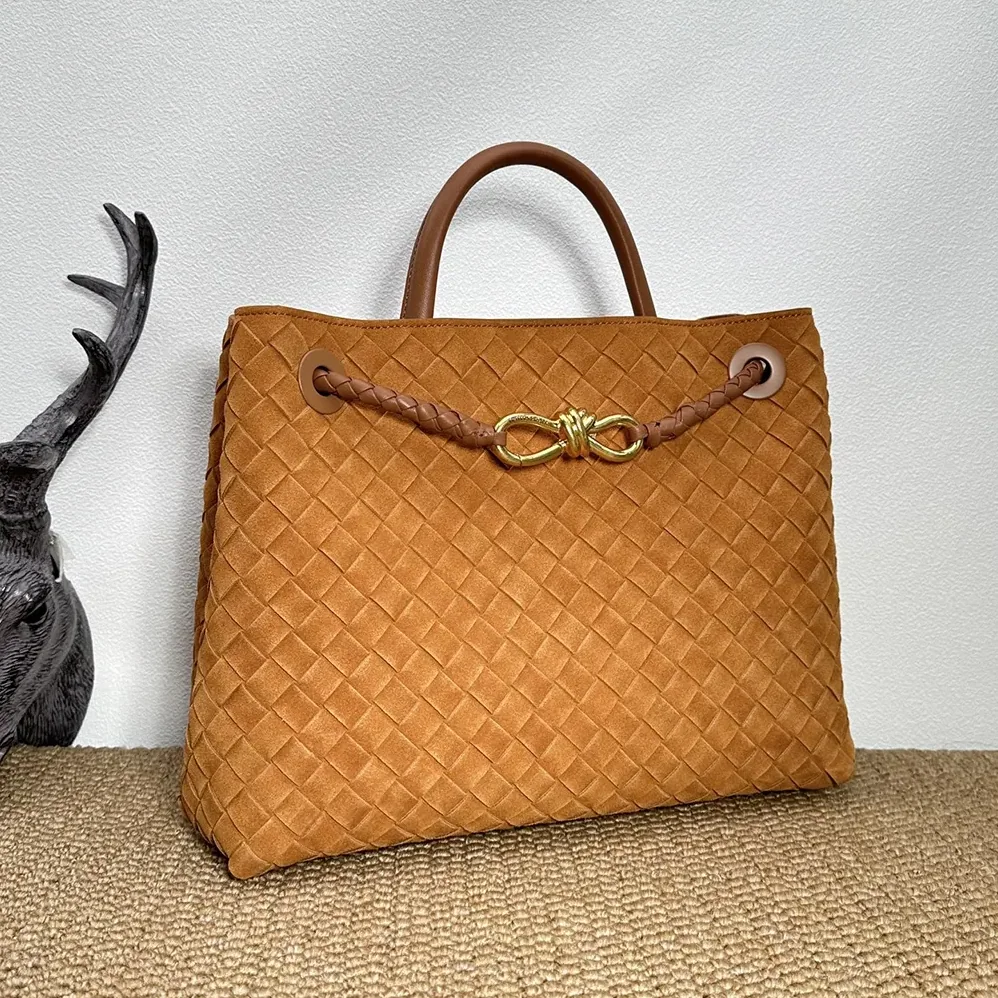 Bottega Veneta Large Andiamo for Women in Brown Bottega Veneta Large Andiamo for Women in Brown