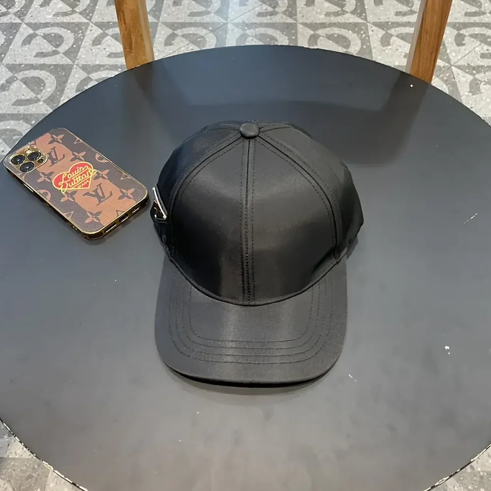 Prada Re-Nylon Baseball Cap for Unisex in Black Prada Re-Nylon Baseball Cap for Unisex in Black