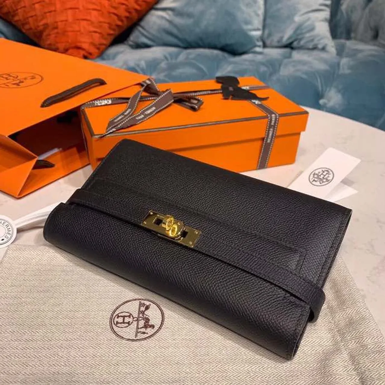 Hermes Kelly Wallet To Go Woc Black With Gold Toned Hardware Bag /