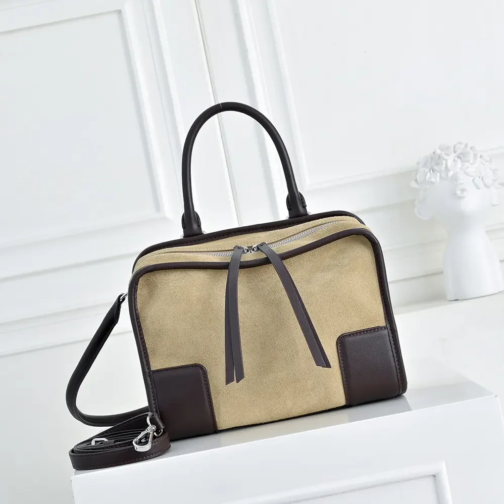 Loewe Large Amazona 180 Bag in Suede for Women Loewe Large Amazona 180 Bag in Suede for Women