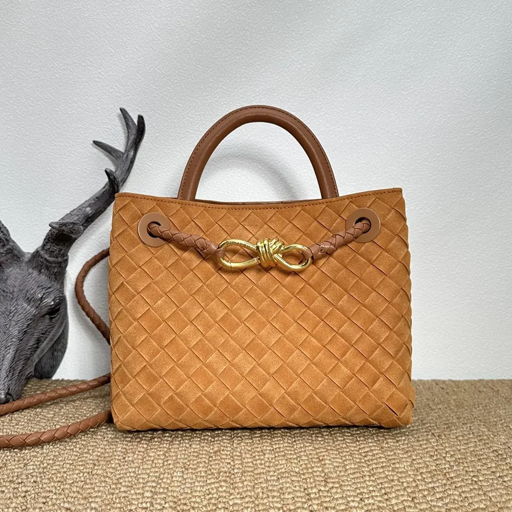 Bottega Veneta Small Andiamo for Women in Brown Bottega Veneta Small Andiamo for Women in Brown