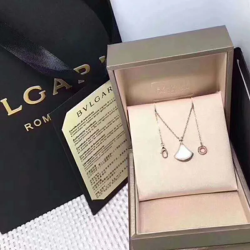 Bvlgari Divas' Dream Necklace for Women Bvlgari Divas' Dream Necklace for Women