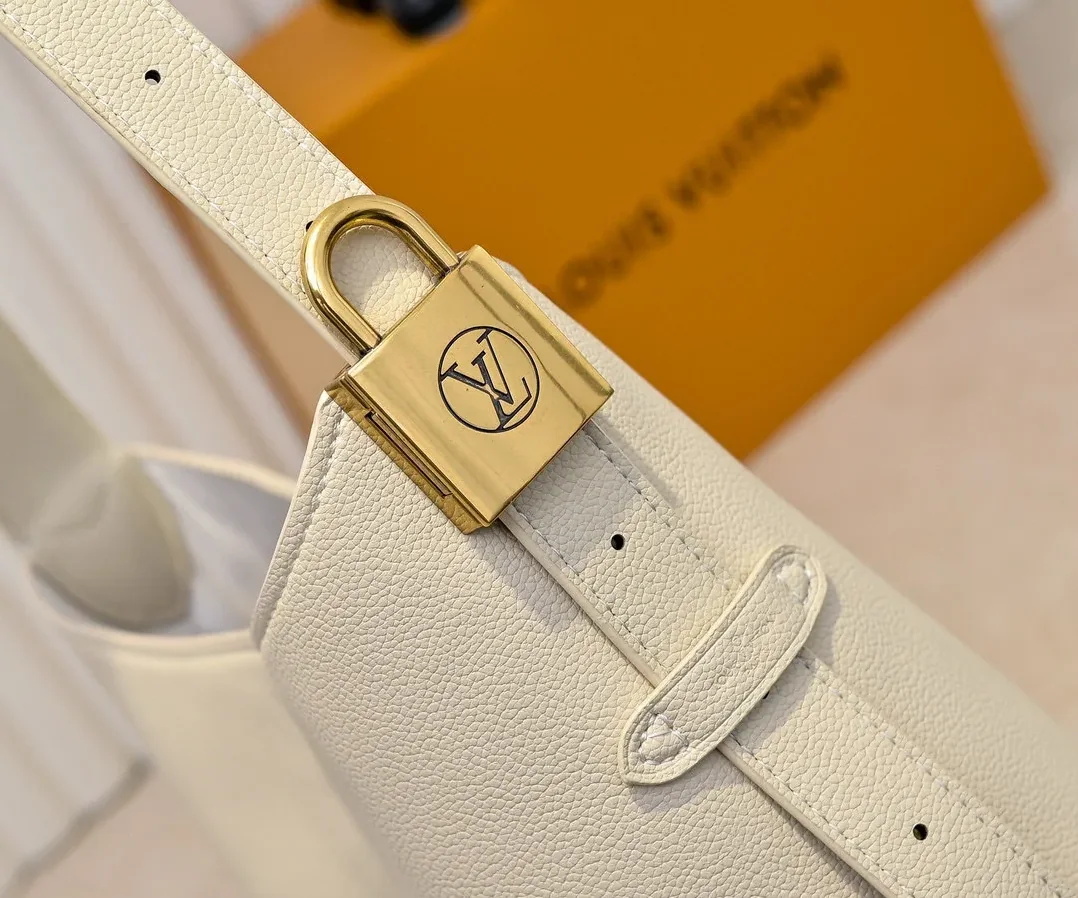 Louis Vuitton Low Key Hobo MM Beige / Louis Vuitton Low Key Hobo MM Beige /