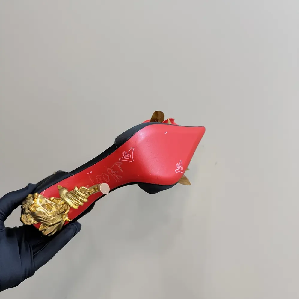 Christian Louboutin Bellarose 100 mm Strappy Pumps Crepe Satin for Women in Black Christian Louboutin Bellarose 100 mm Strappy Pumps Crepe Satin for Women in Black
