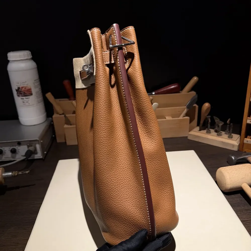 Hermes Togo So Kelly 22 Palladium Hardware for Unisex in Brown