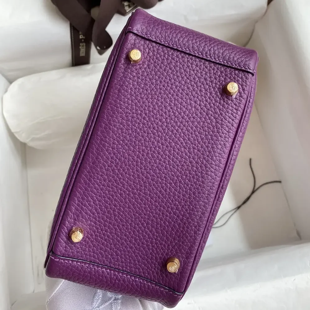 Hermes Lindy Mini 19 in Clemence Leather for Women in Purple/Gold Hermes Lindy Mini 19 in Clemence Leather for Women in Purple/Gold