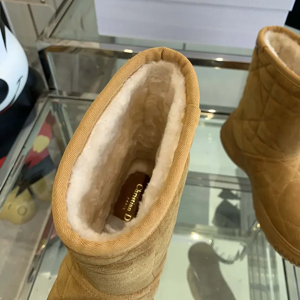 Dior Frost Ankle Boot Camel Cannage Suede and Ecru Lambskin Shearling for Women Dior Frost Ankle Boot Camel Cannage Suede and Ecru Lambskin Shearling for Women