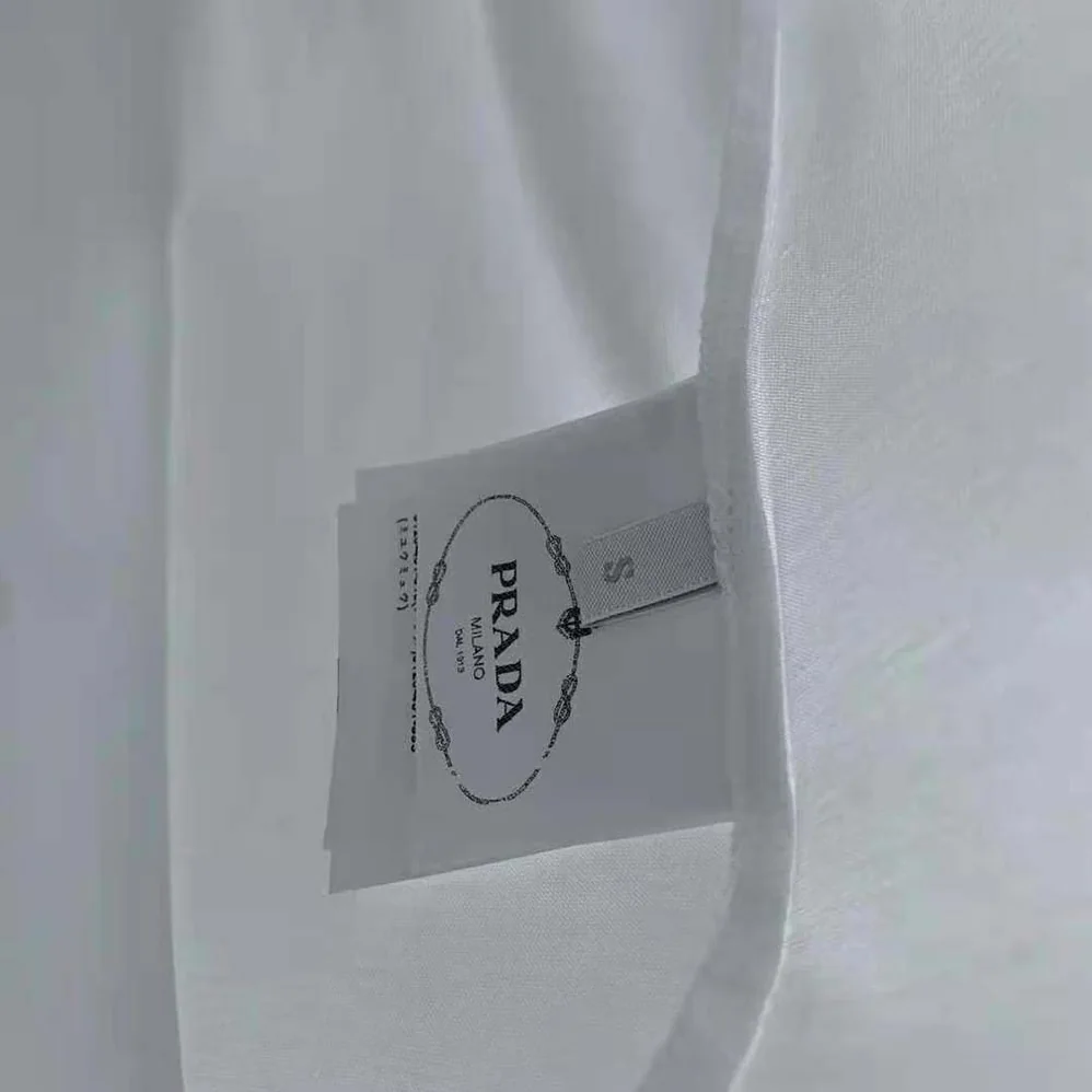 Prada Classic Cotton Crew-Neck T-shirt for Men in Red