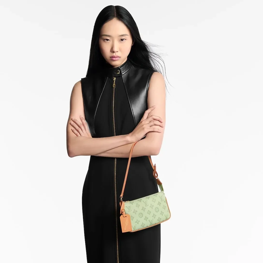 Louis Vuitton Pochette Accessoires Pouch Shoulder Bag / Green Asnieres Monogram Origine Gold Hardware