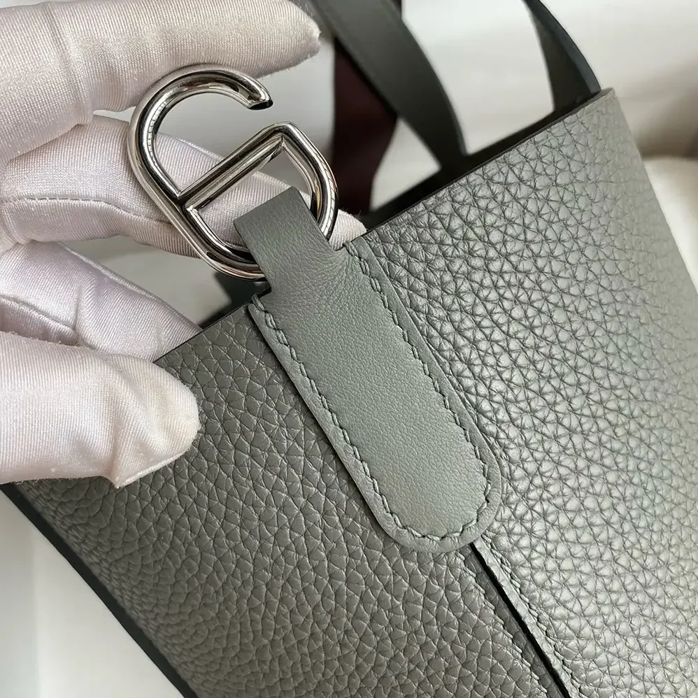 Hermes In the Loop 18 Handbag Clemence Leather for Women in Gray/Silver Hermes In the Loop 18 Handbag Clemence Leather for Women in Gray/Silver