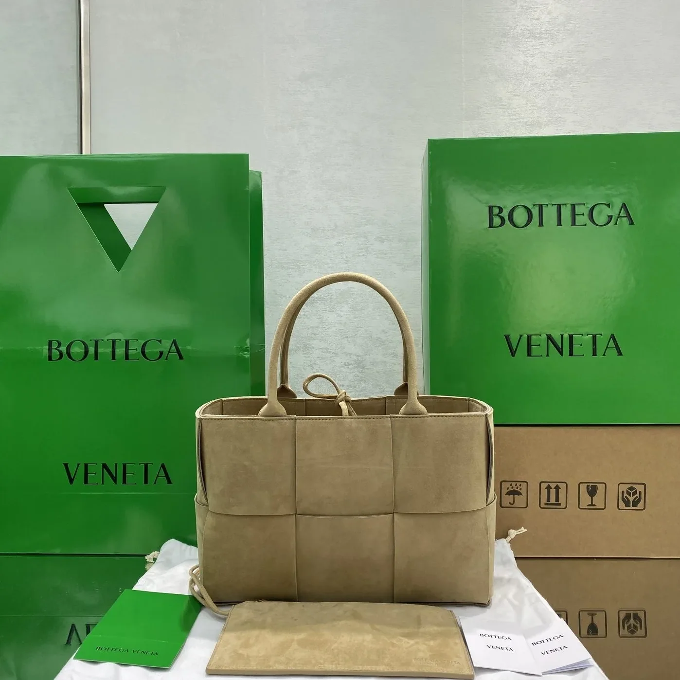 Bottega Veneta Small Arco Tote Bag Brown