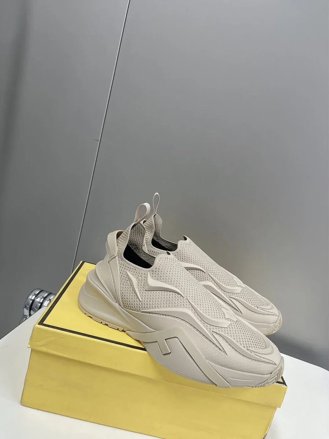 Fendi Low Trainers Sneakers Beige
