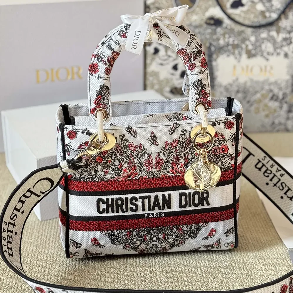 Dior Dioramour Medium Lady D for Women in Lite Bag White Embroidery