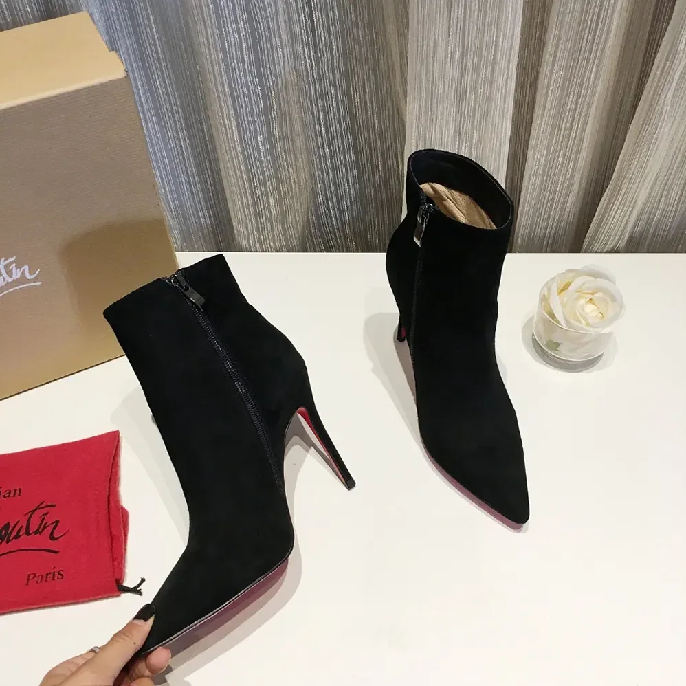Christian Louboutin So Apostropha Booty 80 mm Low Boots for Women in Black