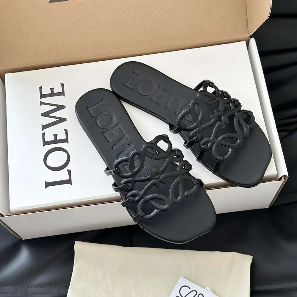 Loewe Petal Anagram Slide in Soft Calfskin for Women in Black