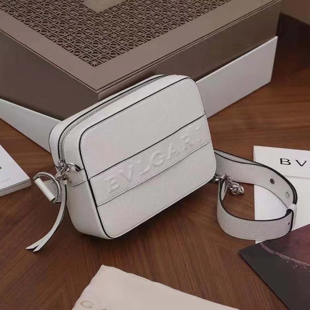 Bvlgari Bvlgari Logo Camera Bag in Calf Leather for Women in White Bvlgari Bvlgari Logo Camera Bag in Calf Leather for Women in White