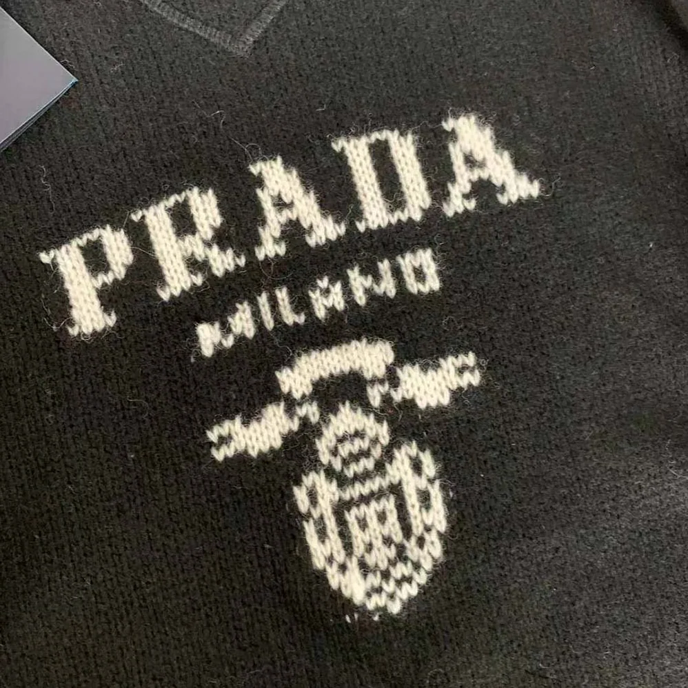 Prada Cashmere and Wool Prada Logo Crew-Neck Sweater for Women in Black Prada Cashmere and Wool Prada Logo Crew-Neck Sweater for Women in Black