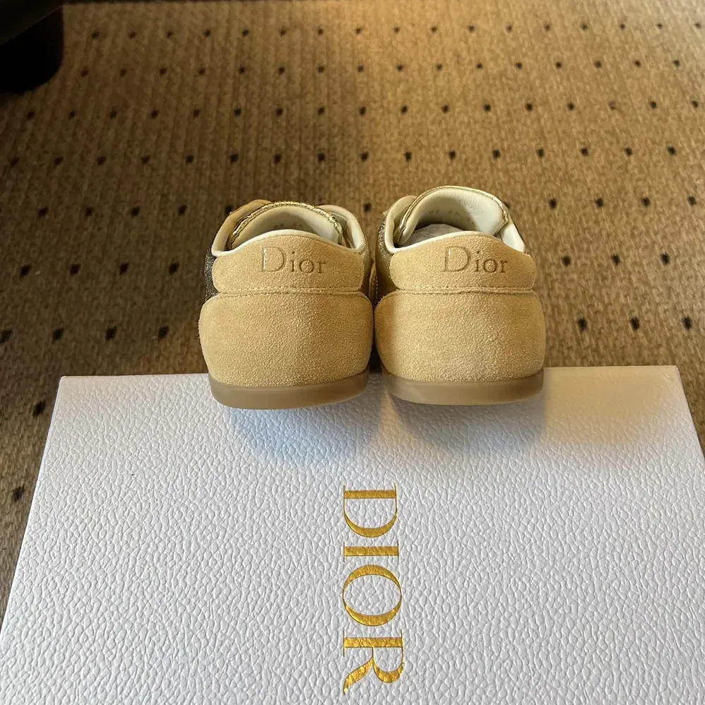 Dior Ribbon Sneaker Beige Suede Calfskin and Gold for Women in Tone Crinkled Laminated Lambskin Dior Ribbon Sneaker Beige Suede Calfskin and Gold for Women in Tone Crinkled Laminated Lambskin
