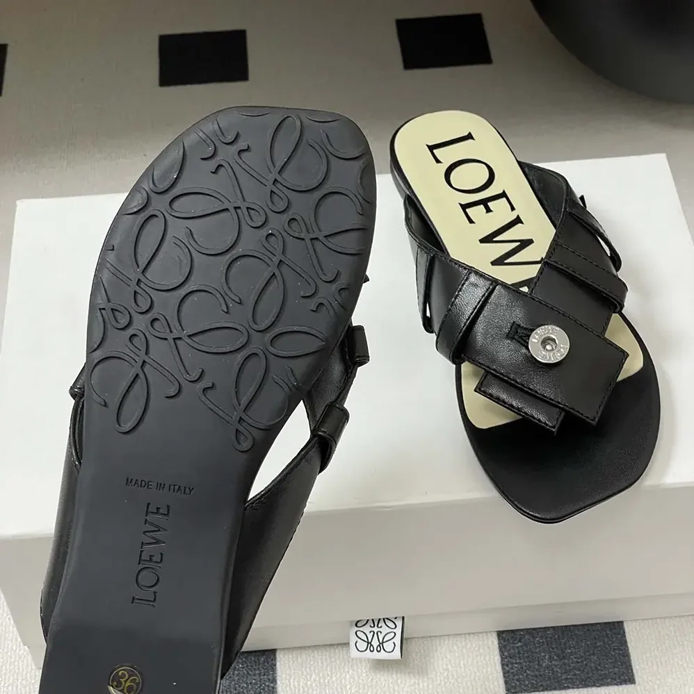 Loewe Toy Panta Toe Post Sandal in Lambskin for Women in Black Loewe Toy Panta Toe Post Sandal in Lambskin for Women in Black