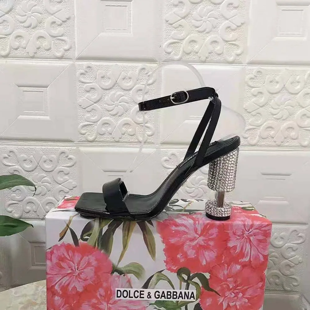 Dolce Gabbana D&G Polished Calfskin Pumps for Women Dolce Gabbana D&G Polished Calfskin Pumps for Women