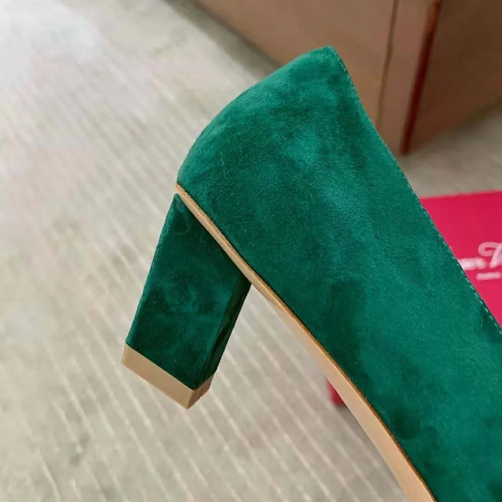 Roger Vivier Belle Vivier Stone Buckle Pumps in Suede for Women Roger Vivier Belle Vivier Stone Buckle Pumps in Suede for Women
