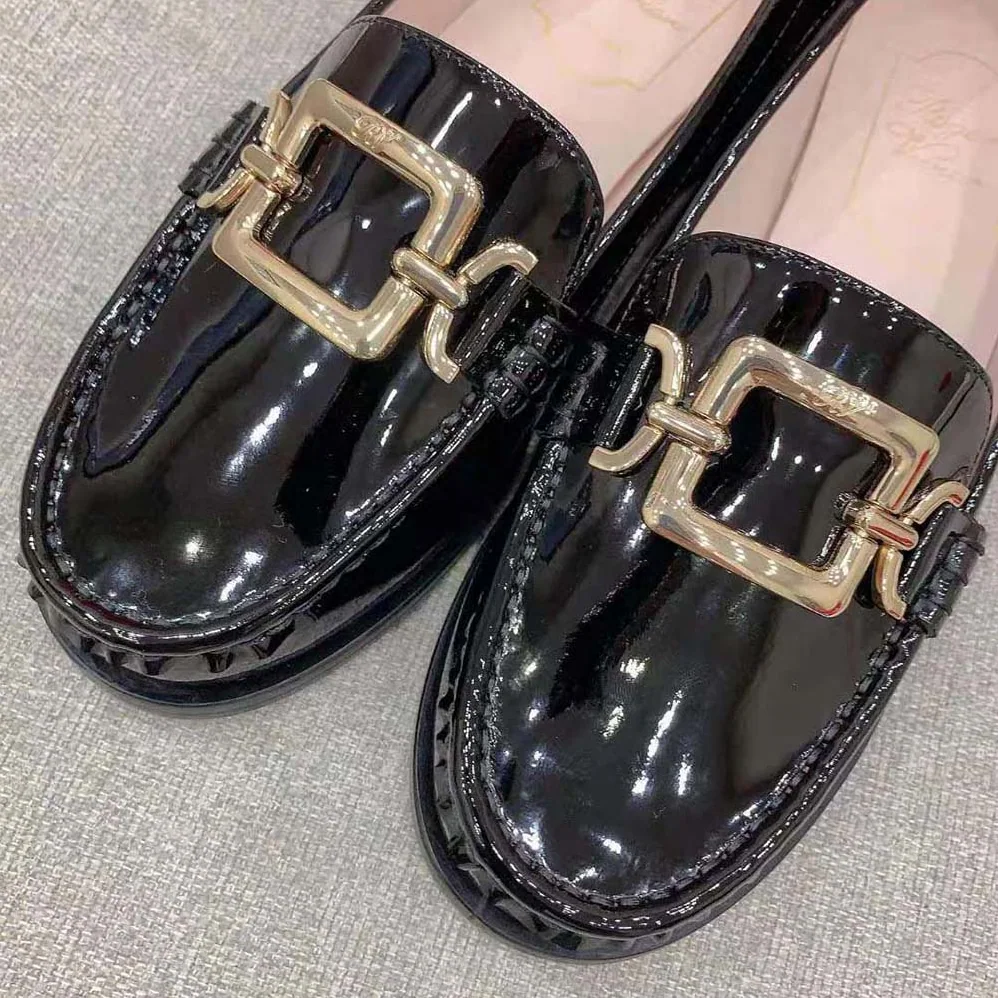Roger Vivier Metal Buckle Morsetto Loafers in Patent Leather for Women Roger Vivier Metal Buckle Morsetto Loafers in Patent Leather for Women