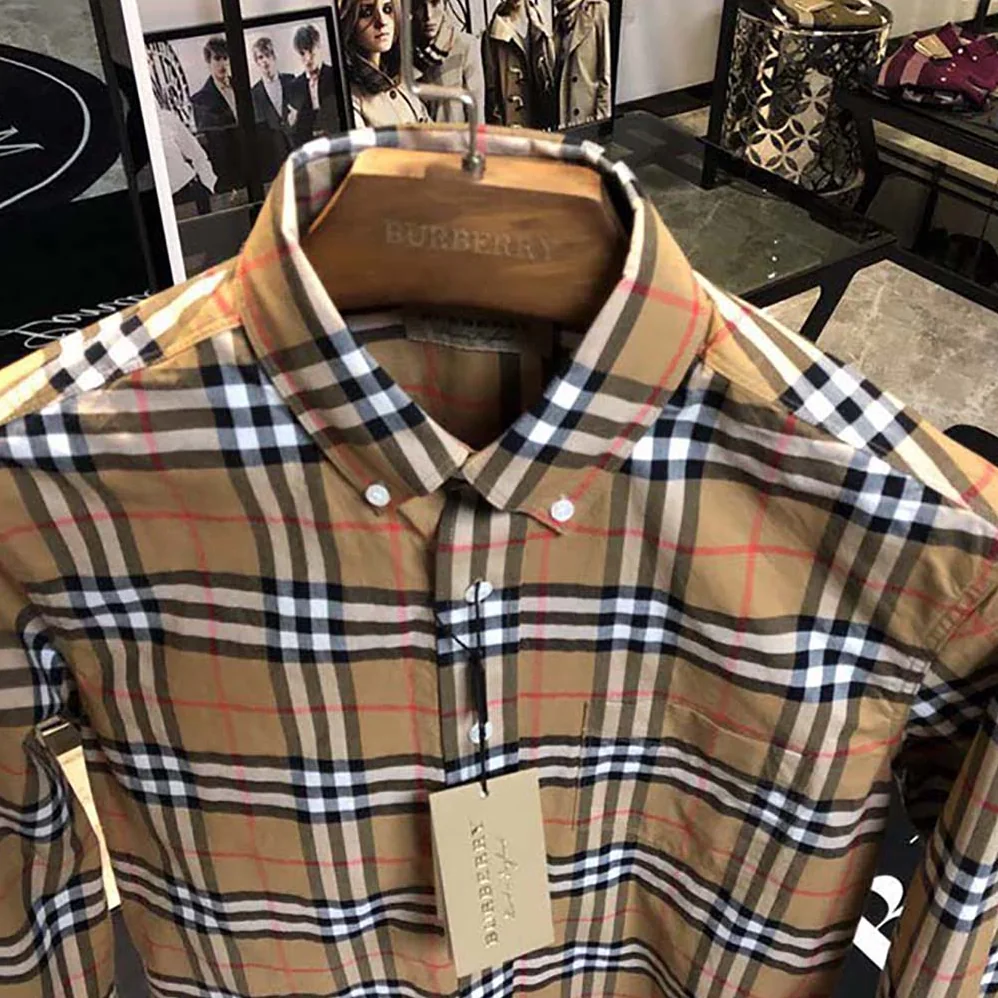 Burberry Button-Down Collar Vintage Check Cotton Shirt for Unisex
