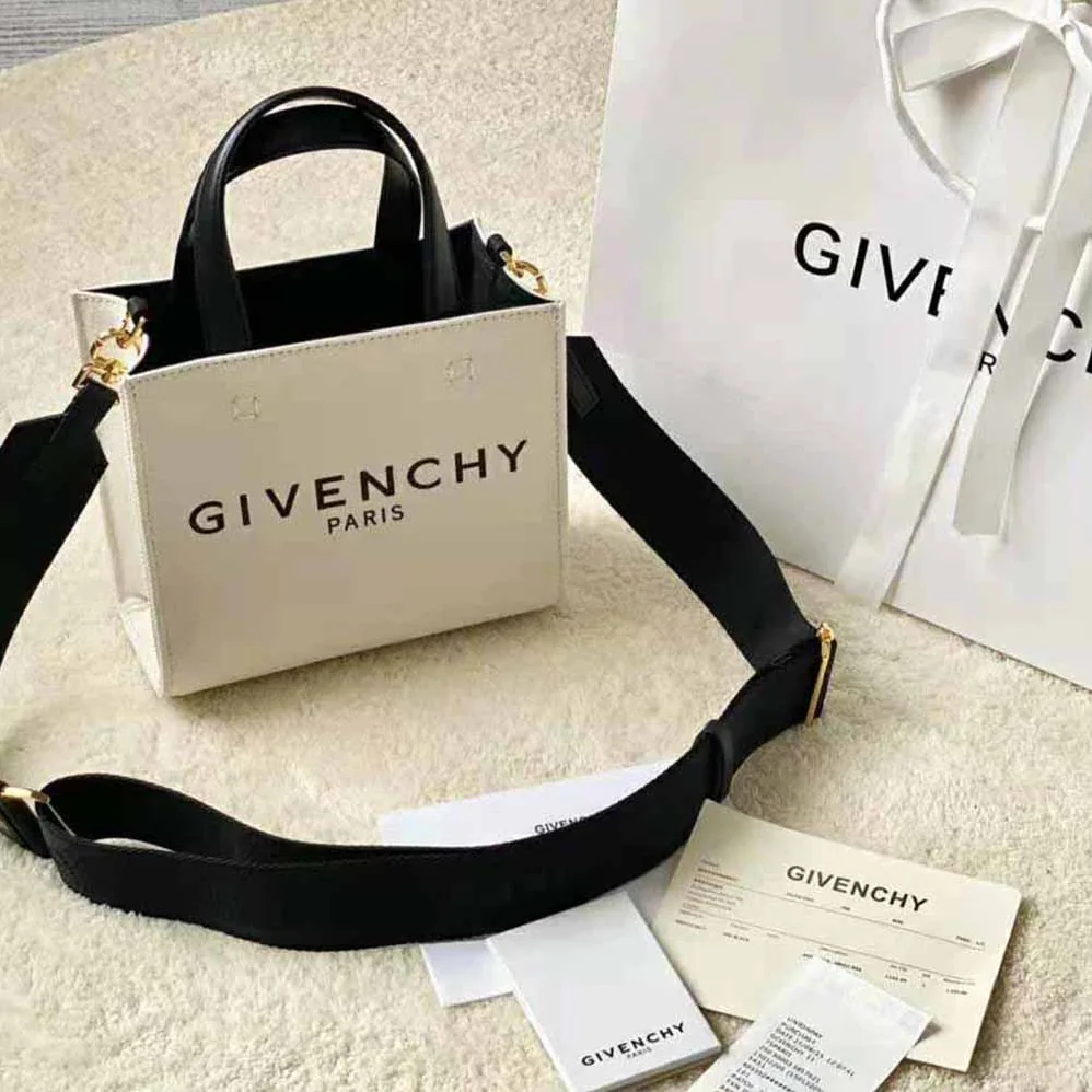 Givenchy Mini G Tote Shopping Bag in Canvas for Women in Beige Givenchy Mini G Tote Shopping Bag in Canvas for Women in Beige