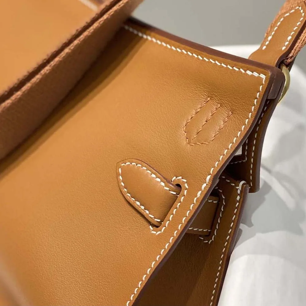 Hermes Jyspiere in Evercolor Leather for Women in Brown Hermes Jyspiere in Evercolor Leather for Women in Brown