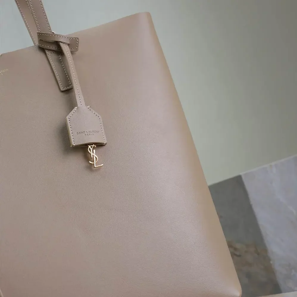 Saint Laurent YSL Shopping Saint Laurent in Leather for Women in Sandy Saint Laurent YSL Shopping Saint Laurent in Leather for Women in Sandy