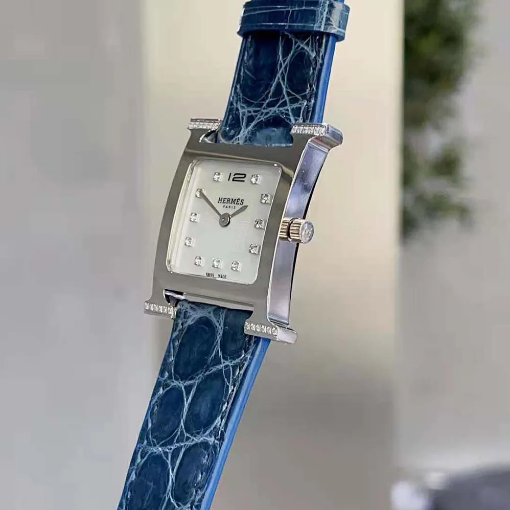 Hermes Heure H Watch Small Model Quartz Movement 25 mm in Diamond-set Steel for Women in Navy Hermes Heure H Watch Small Model Quartz Movement 25 mm in Diamond-set Steel for Women in Navy
