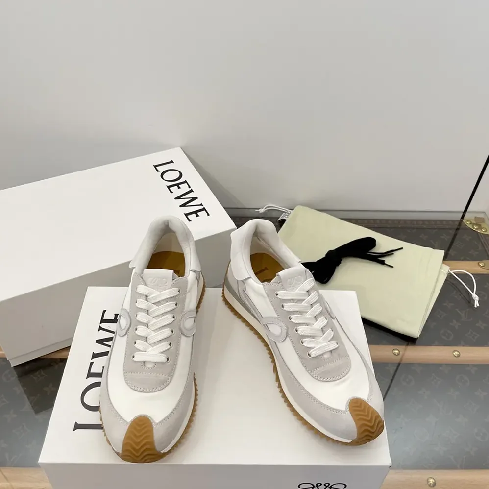 Loewe Flow Runner in Nylon and Suede for Unisex in White Loewe Flow Runner in Nylon and Suede for Unisex in White