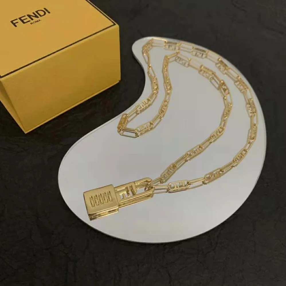 Fendi Necklace with Fendi O'Lock Mesh and Padlock for Women in Shaped Pendant Fendi Necklace with Fendi O'Lock Mesh and Padlock for Women in Shaped Pendant