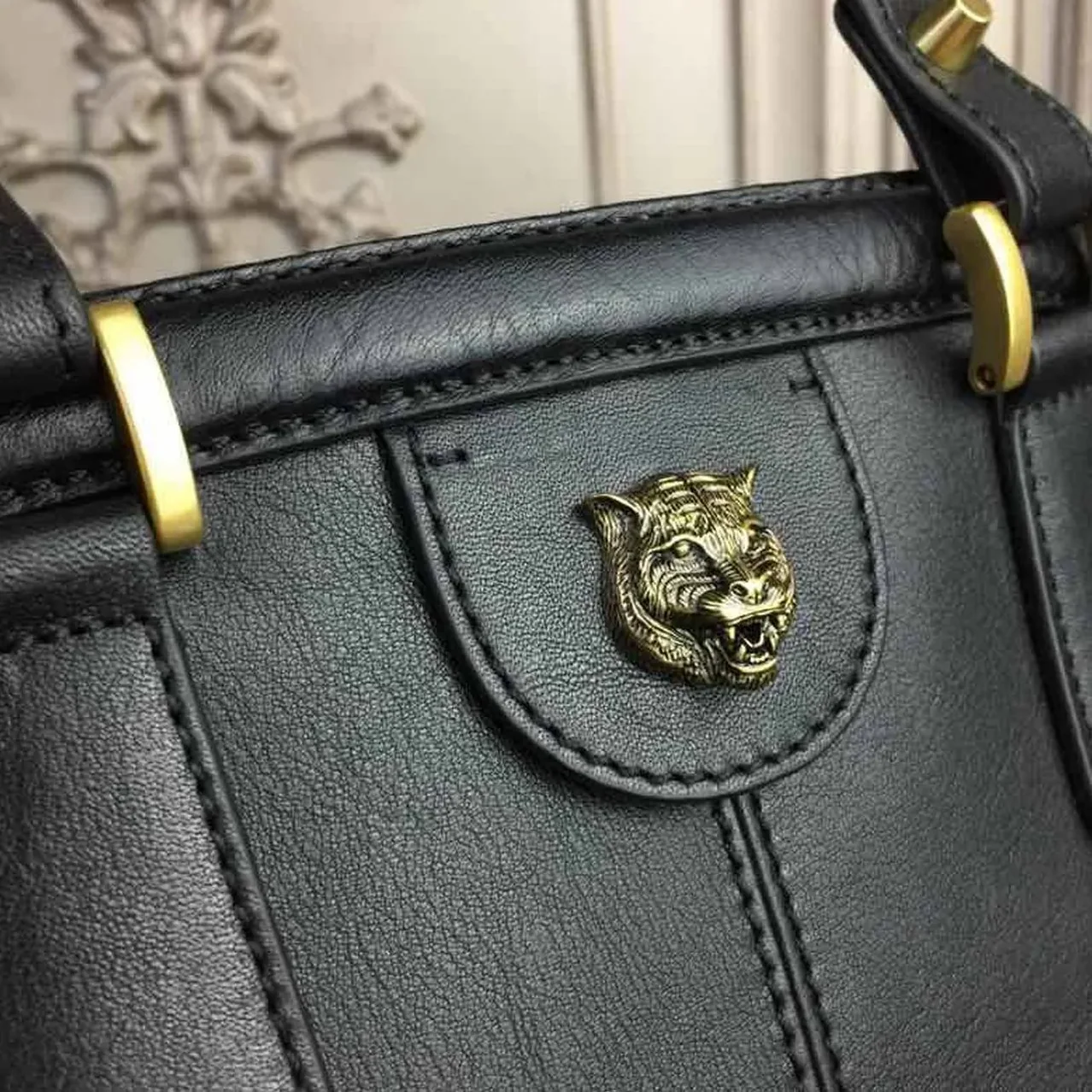 Gucci RE Medium Top Handle Bag Black /