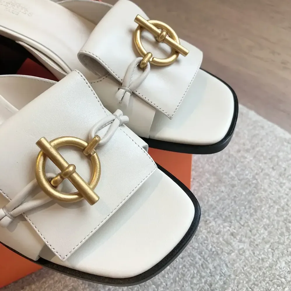 Hermes Ilot 50 Sandal in Calfskin Leather-White H241142Z for Women Hermes Ilot 50 Sandal in Calfskin Leather-White H241142Z for Women