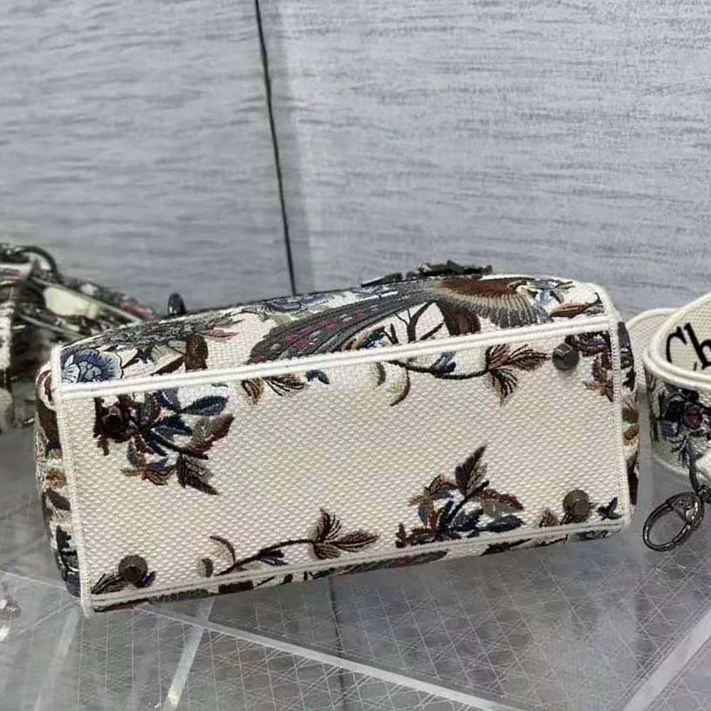 Dior Medium Lady D-lite Bag Ecru Multicolor Dior Jardin D'Hiver Embroidery for Women