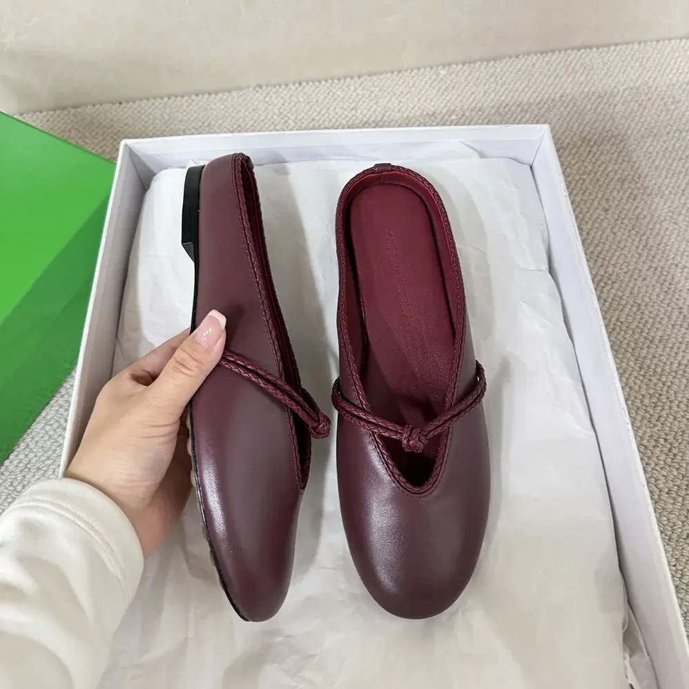 Bottega Veneta Rosa Mary-Jane Ballerina for Women in Deep Mahogany Bottega Veneta Rosa Mary-Jane Ballerina for Women in Deep Mahogany