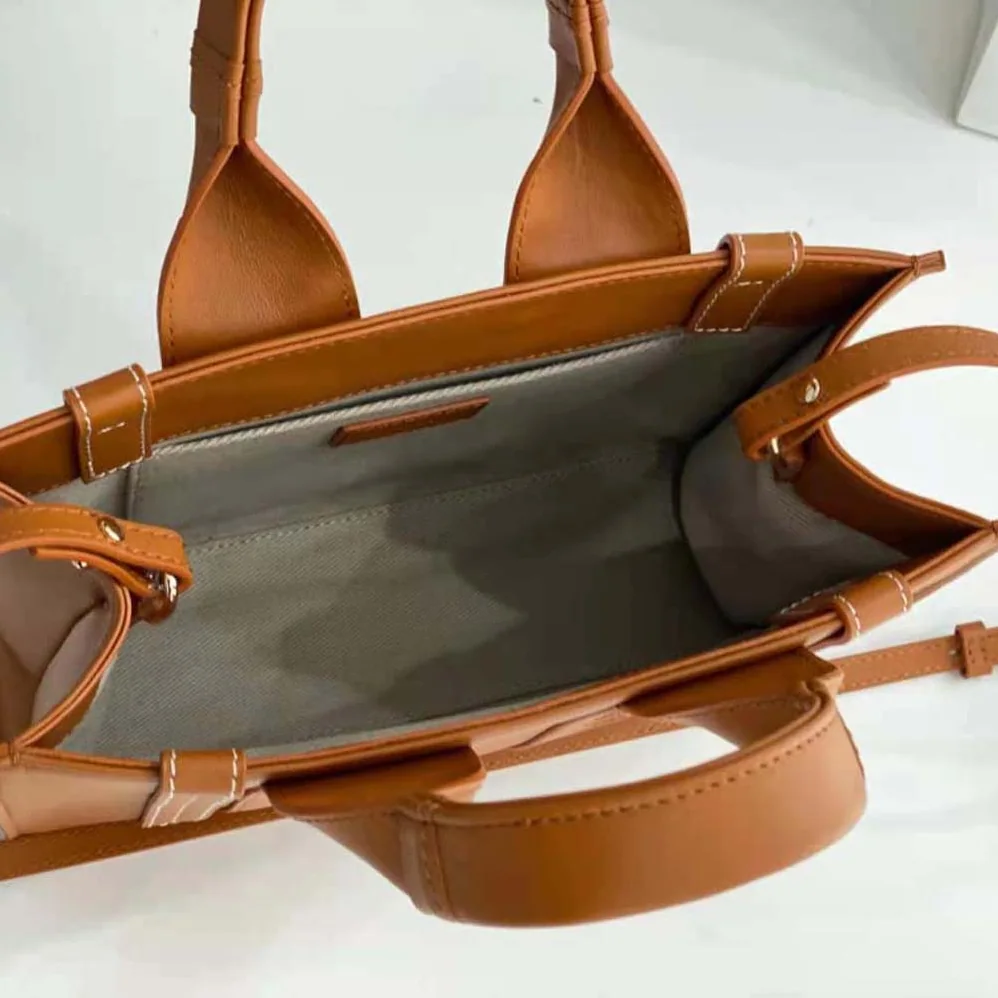 Chloe Mini Woody Tote Bag for Women in Brown Chloe Mini Woody Tote Bag for Women in Brown
